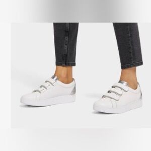 FitFlop Women's Rally trainers in white leather with silver